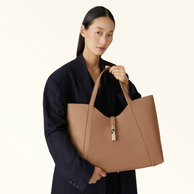Women Deserto Shoulder Bags Furla Goccia Shoulder Bag Xl - Image 2