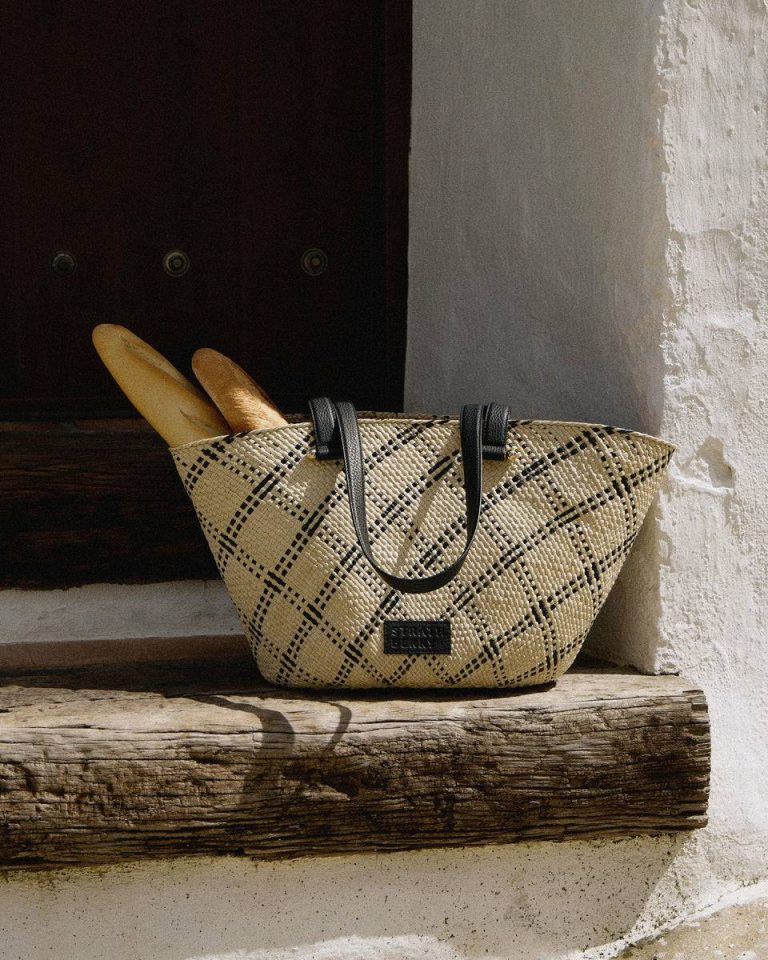 Women Natural Iraca Palm/Black Strathberry Shoulder Bags Medium Palm Basket - Image 4