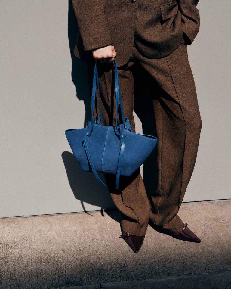 Blue Women Mochi - Suede Blue Tote Bags Yuzefi - Image 2