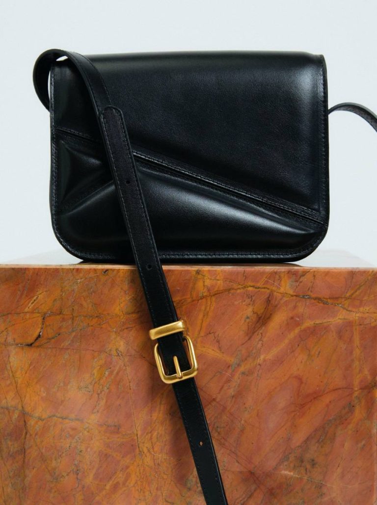 Wandler Crossbody Bags Women Oscar Trunk Medium - Black Black - Image 2
